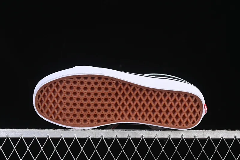 All categories Vans Vans series Vans Mid Vans Sk8-Mid Vans China casual skateboard shoes VN0A4UWIVNE